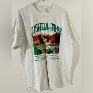 Joshua Tree Graphic T-Shirt - White